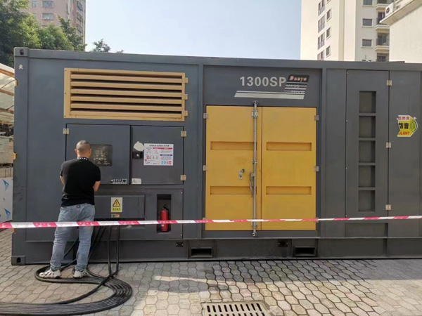 贵港500KW发电机组冬季应该配多大的启动电瓶？